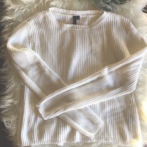 Women’s Cream Tie back Sweater NWOT PERFECT CONDITION
